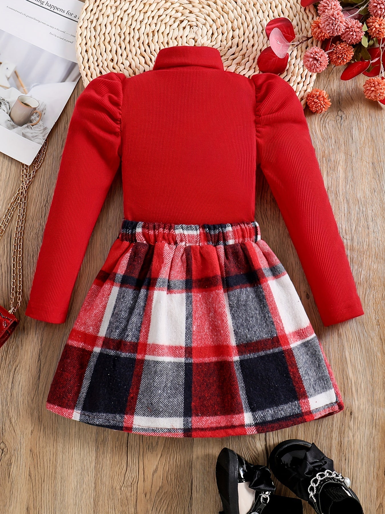 Elegantes Turtleneck Outfit für Kinder - Karorock und Pullover Set