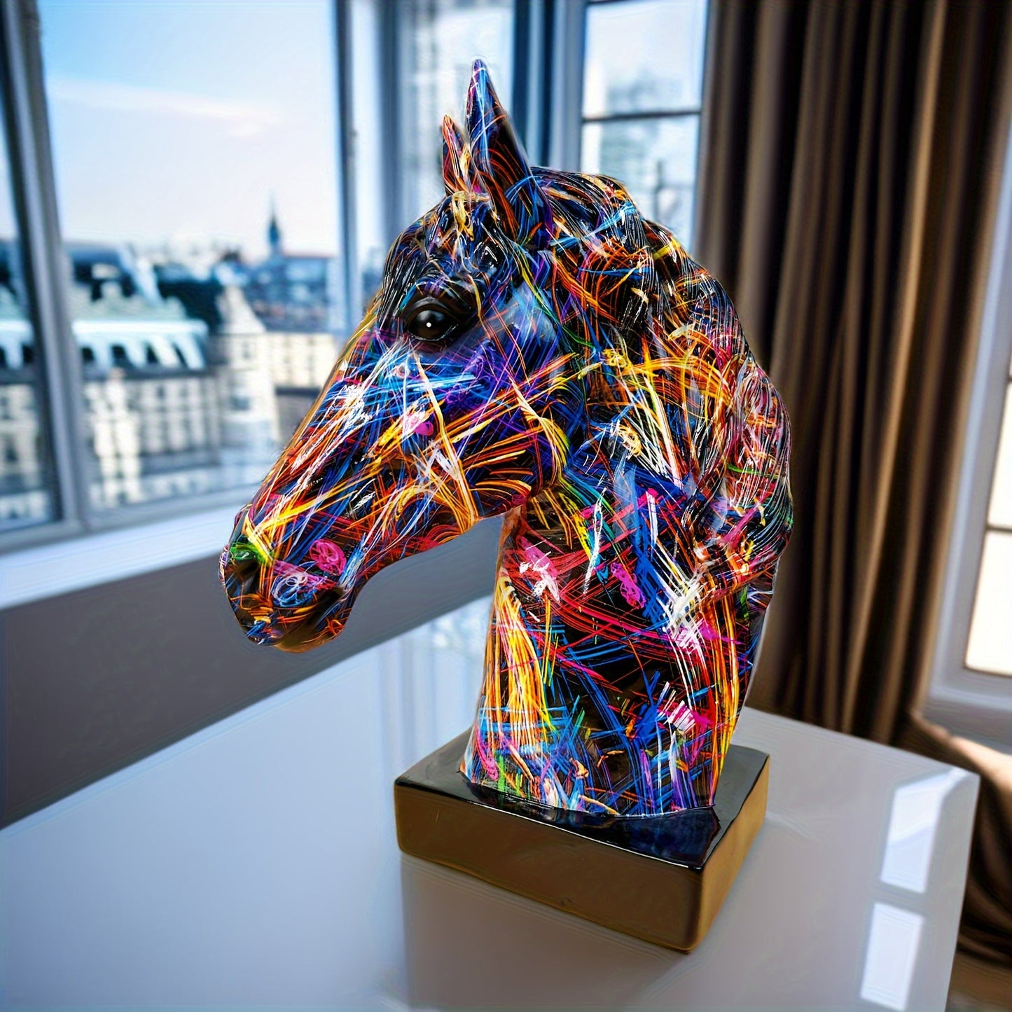 Buntes Pferdekopf-Skulptur – Einzigartige Dekoration für jedes Interieur
