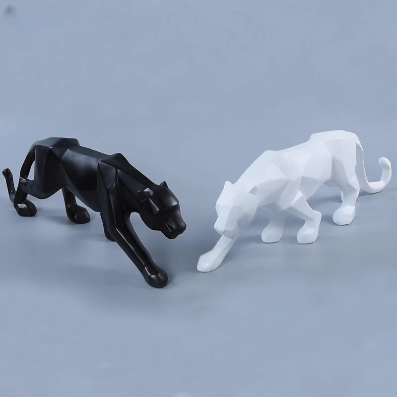 Schwarz-Weiße Panther Skulpturen - Modernes Kunst-Duo für dein Interieur