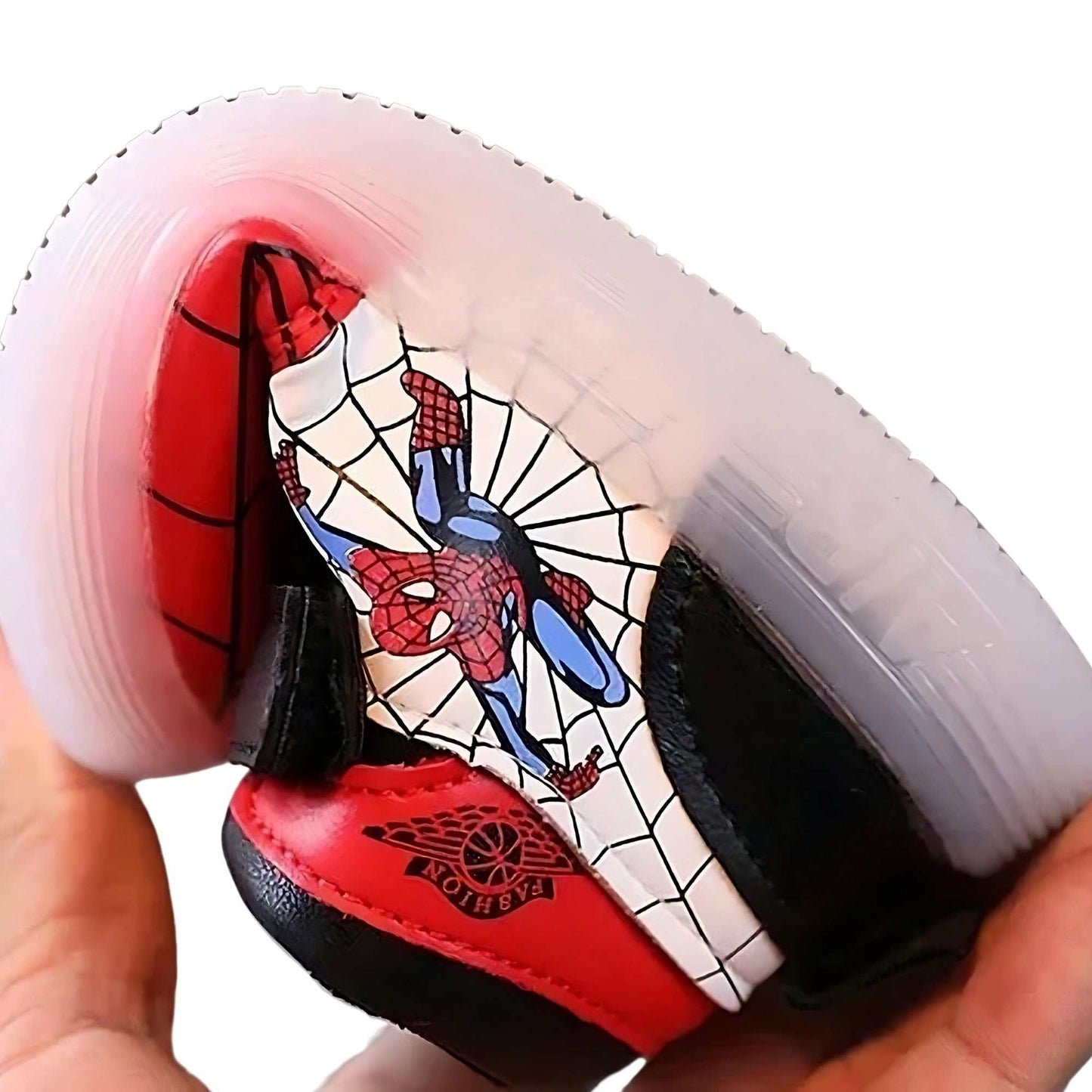 Tommy Sneakers – Superhelden-Schuhe für Kinder