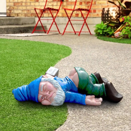 Lazy Larry Gartenzwerg – Der Schlafkopf im Garten
