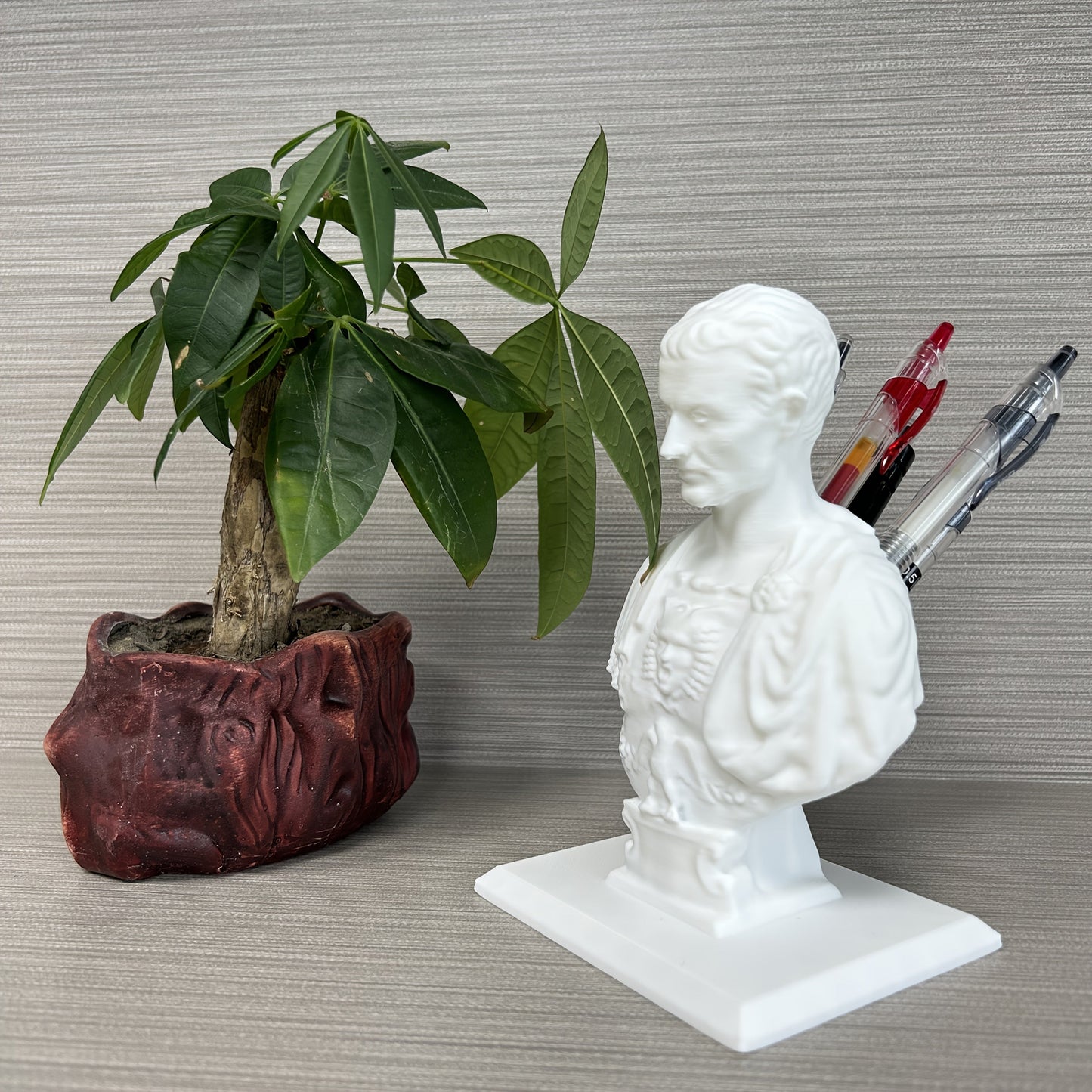 Caesars Feder – Kreativer Julius Caesar Stifthalter