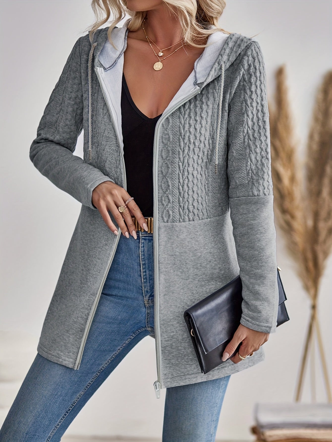 Mila Gestrickter Hoodie - Komfort und Stil für Herbst und Winter für Damen