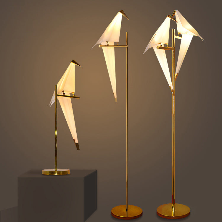 Origami Birdy Tischlampe – Gemütliches Warmlicht und modernes Flügeldesign