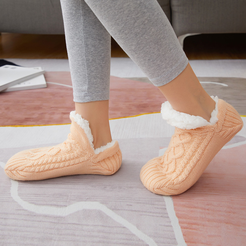 CozyFeet Stricksocken – Kuschelig und Rutschfest