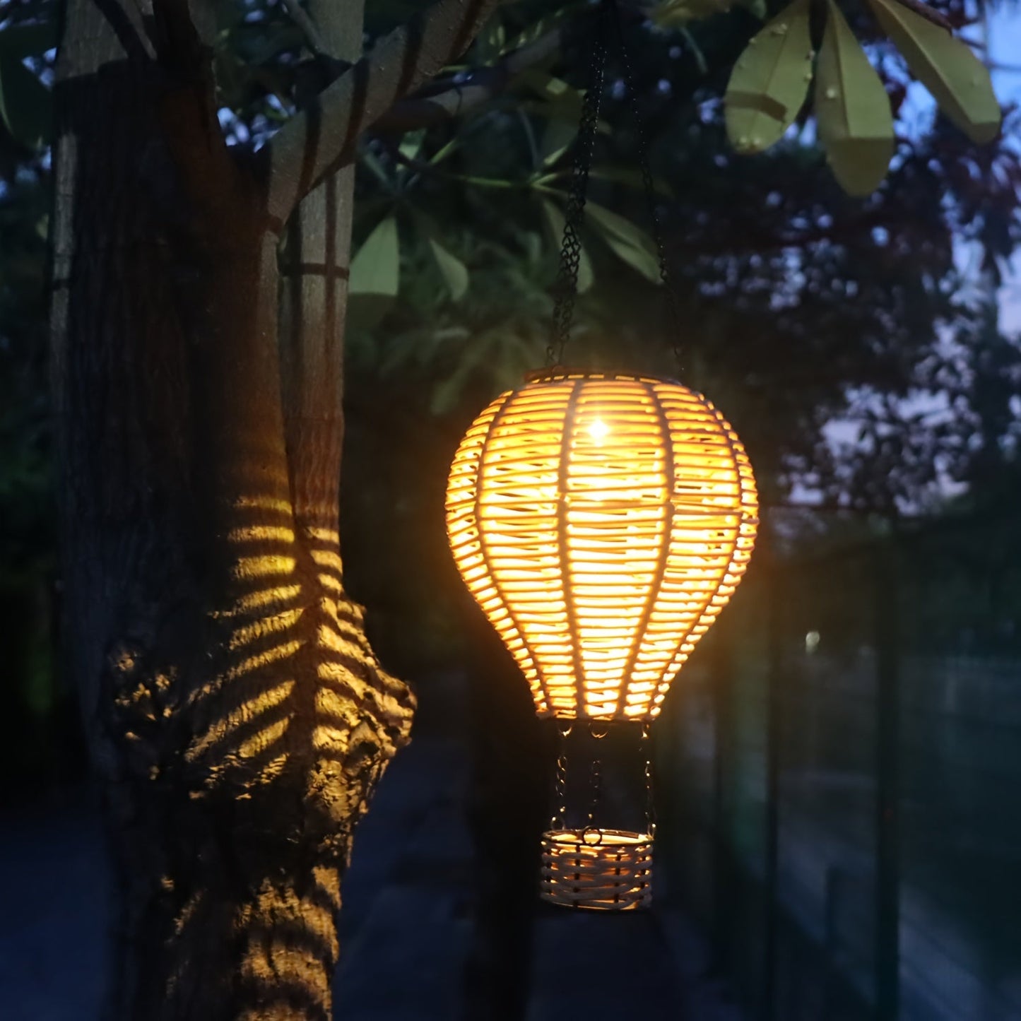Luftballon Gartenlampe – Für Magische Abende in deinem Garten