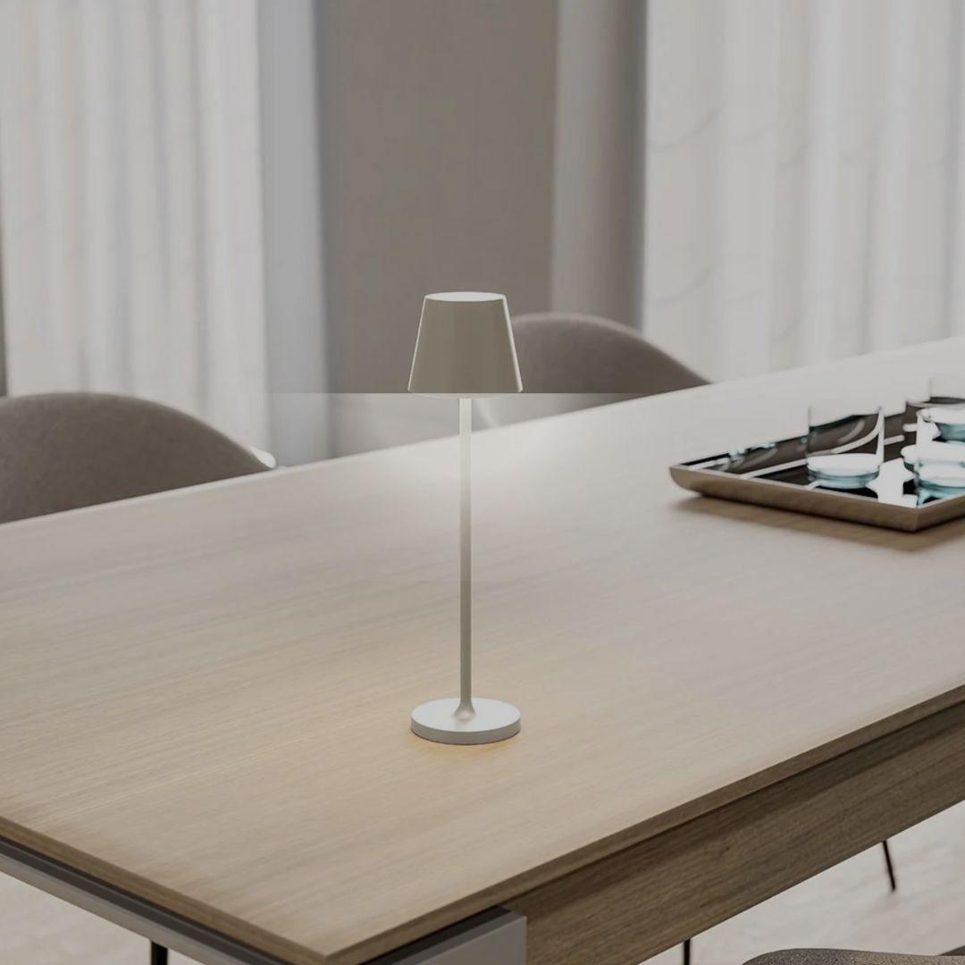 Minimalistische LED-Tischlampe