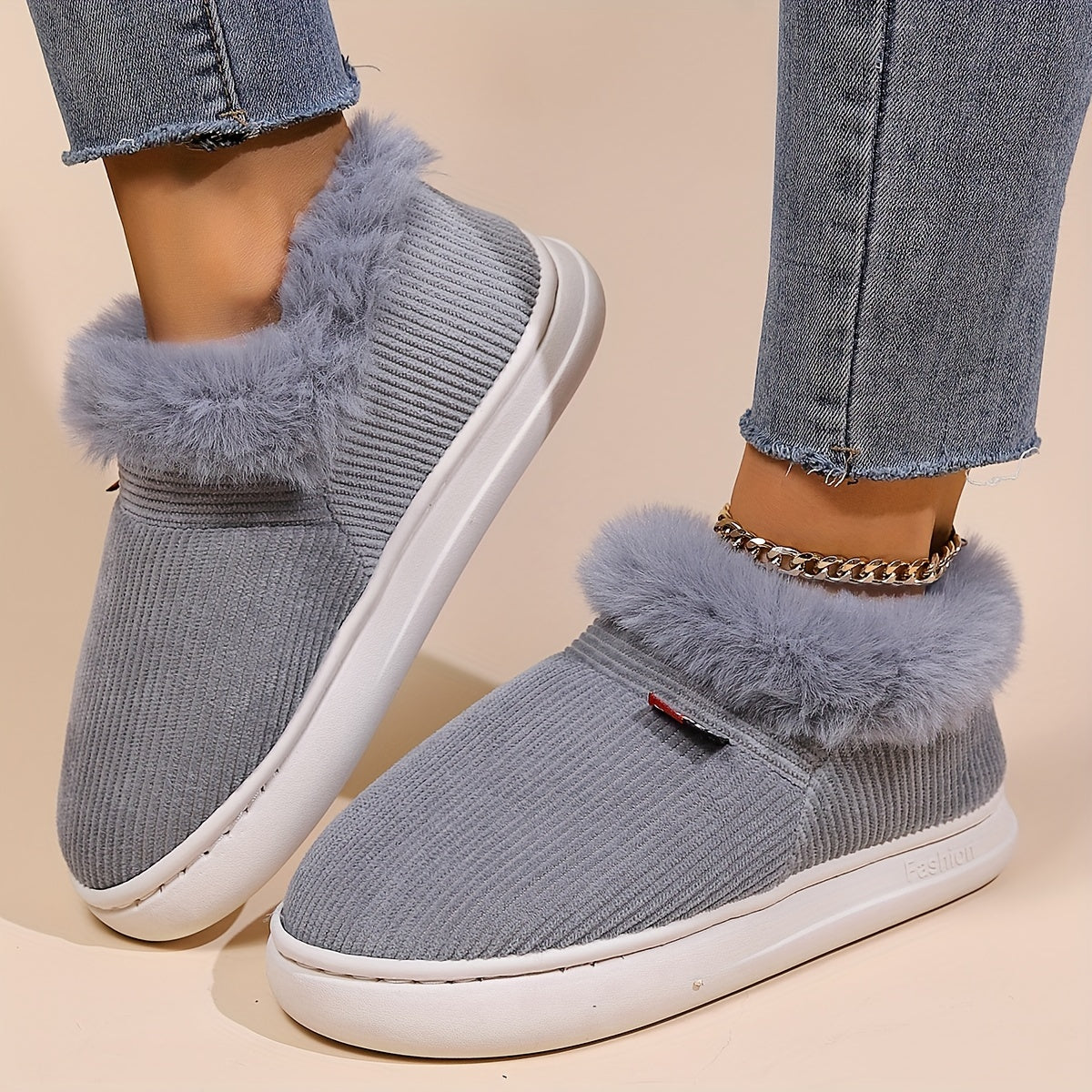 Liza Fluffy Hausschuh – Wärme und Komfort für Damen