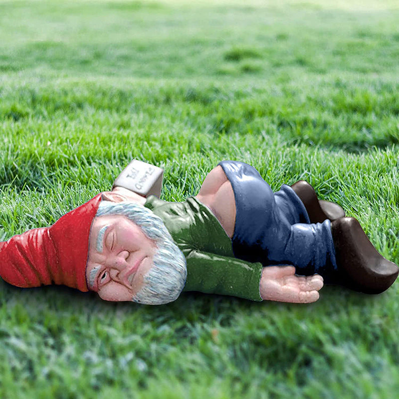 Lazy Larry Gartenzwerg – Der Schlafkopf im Garten