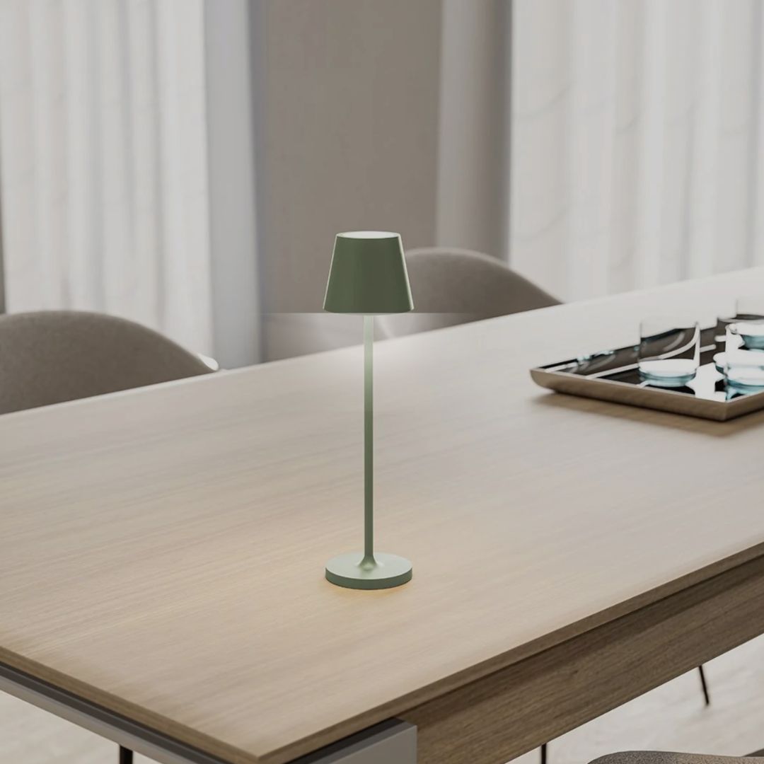 Minimalistische LED-Tischlampe