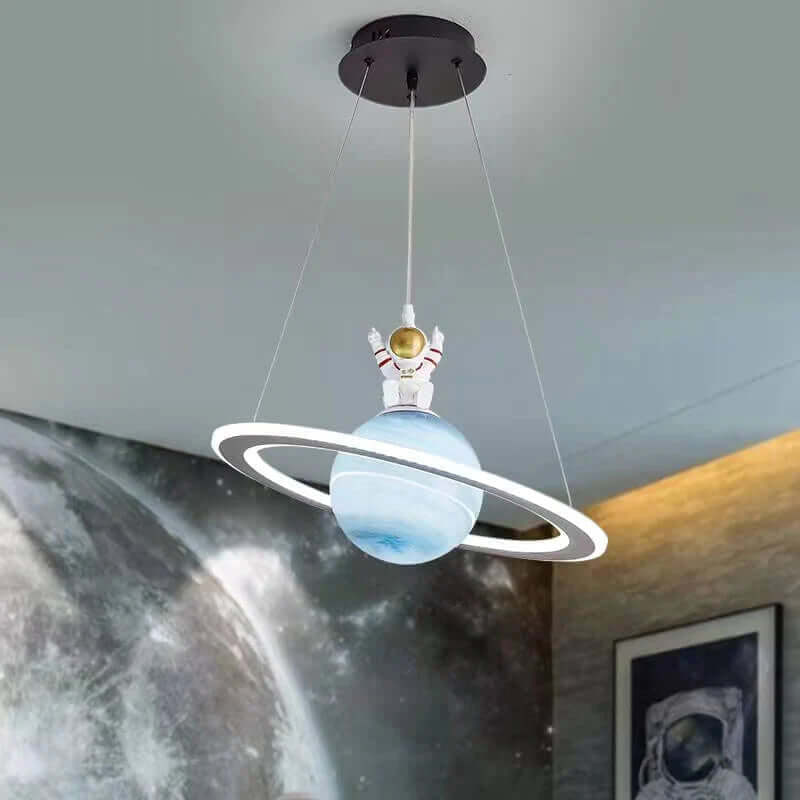 Kinderzimmer LED Hängeleuchte im Planetendesign – Magische Atmosphäre