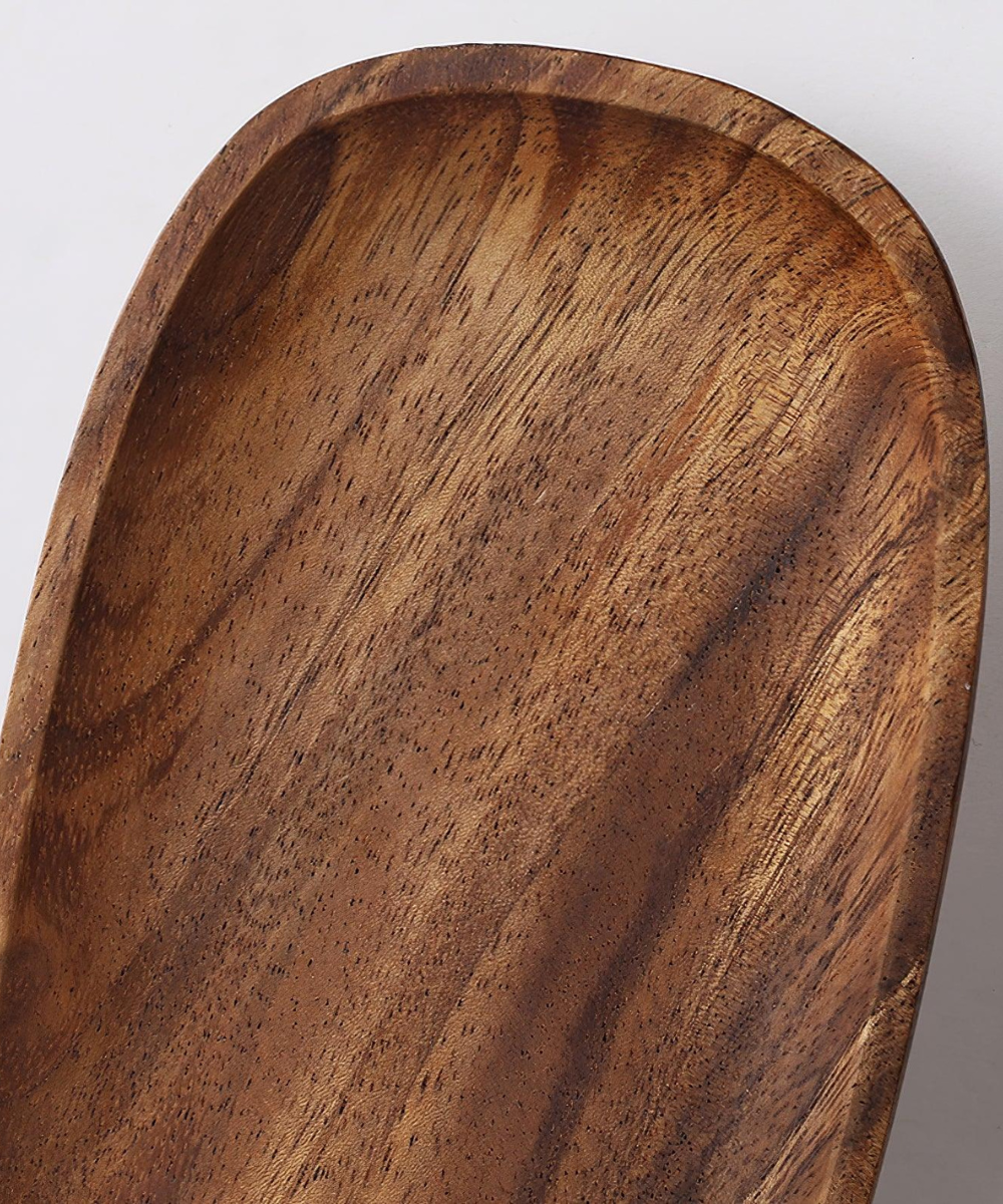 Minimalistische Wandleuchte – Holz und Stimmungsvolle Beleuchtung