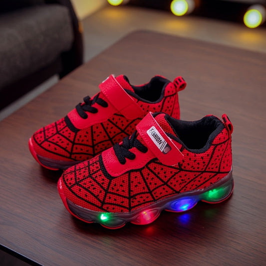 Spider-Man Sneakers mit LED – Abenteuer in jedem Schritt für dein Kind