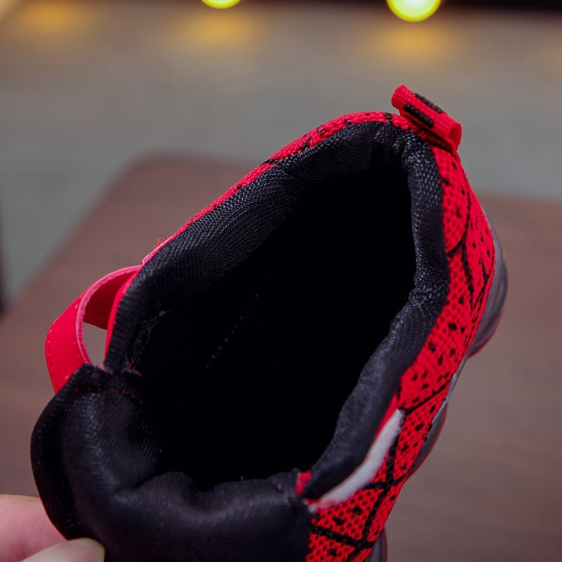 Spider-Man Sneakers mit LED – Abenteuer in jedem Schritt für dein Kind