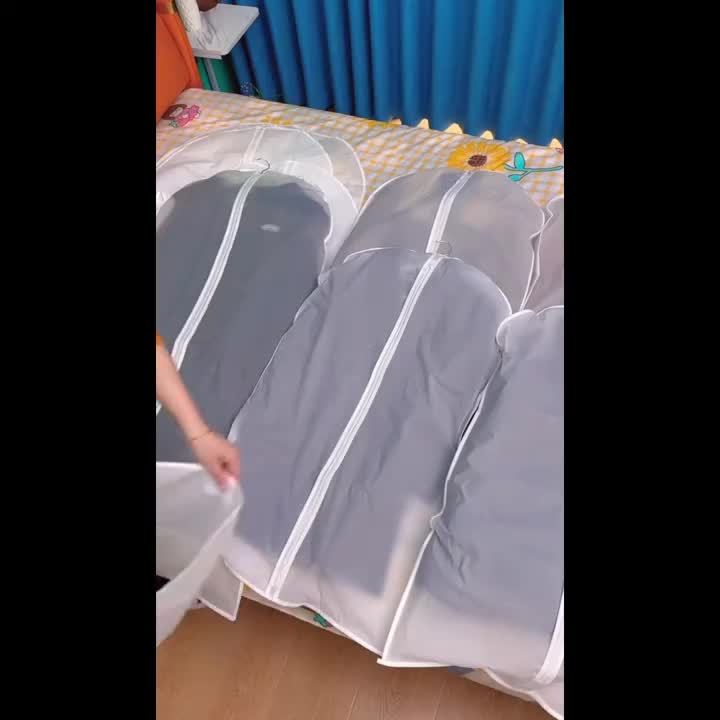 ClearGuard Kleidersäcke Set – Praktisch und Schützend