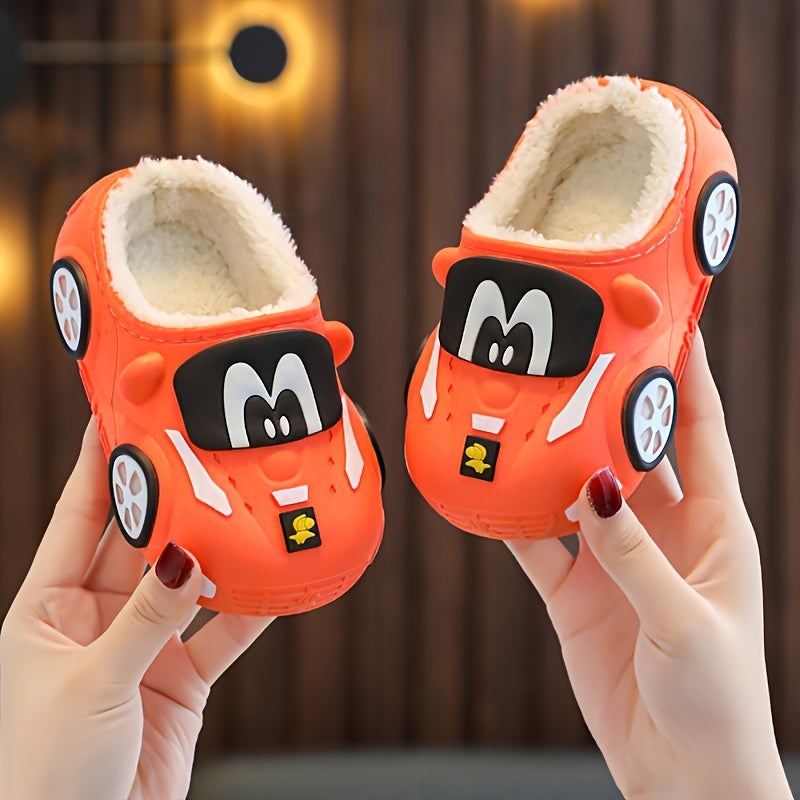 Fröhliche Auto-Slipper für Kinder – Verspielt und bequem für zu Hause