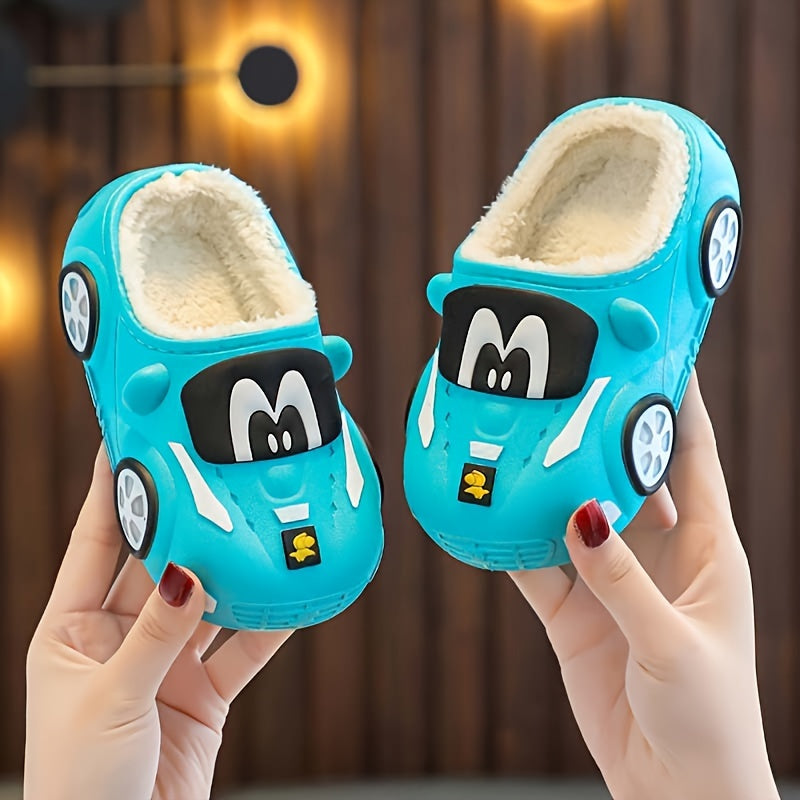 Fröhliche Auto-Slipper für Kinder – Verspielt und bequem für zu Hause