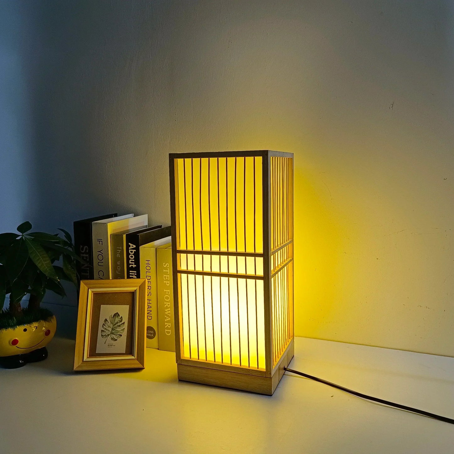 Japanische Tischlampe aus Bambus – Zen-Stil Stimmungsbeleuchtung
