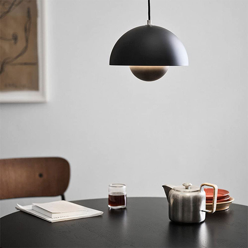 Nordic Bloom Hängeleuchte – Farbenfrohes Design und Warme Atmosphäre