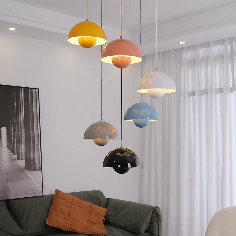 Nordic Bloom Hängeleuchte – Farbenfrohes Design und Warme Atmosphäre