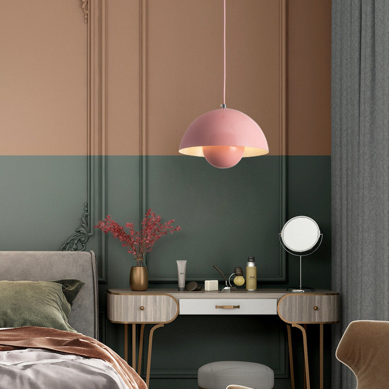 Nordic Bloom Hängeleuchte – Farbenfrohes Design und Warme Atmosphäre