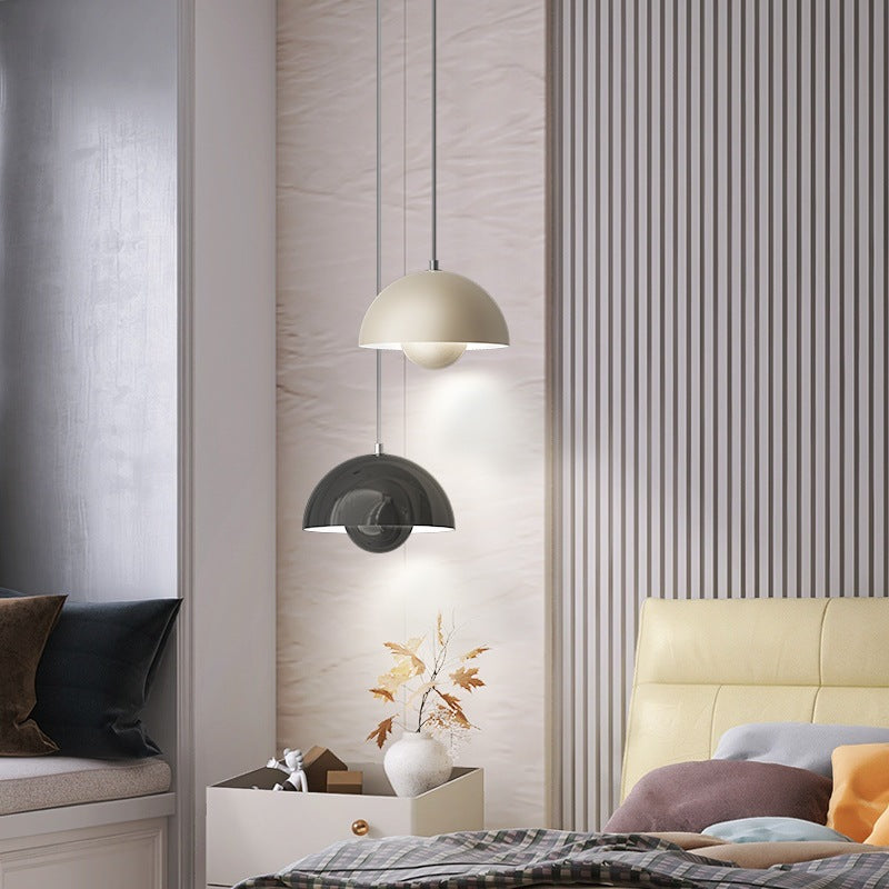 Nordic Bloom Hängeleuchte – Farbenfrohes Design und Warme Atmosphäre