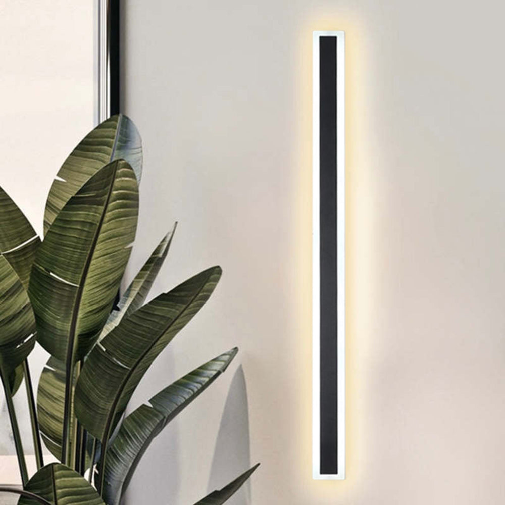 LumiLine Außenlampe – Minimalistisches Design mit Warmem Licht