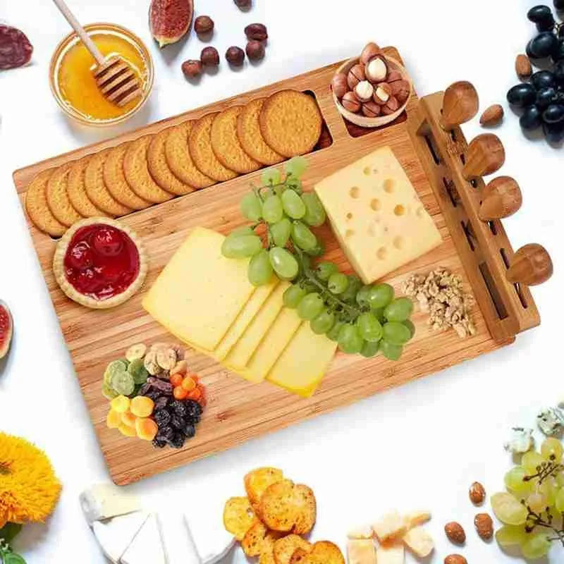 BambooServe Käsebrett Set – Stilvoll und Funktional Genießen