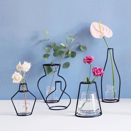 Schwebende Eleganz Vasen - Kunstvolle Blumenrahmen für moderne Räume