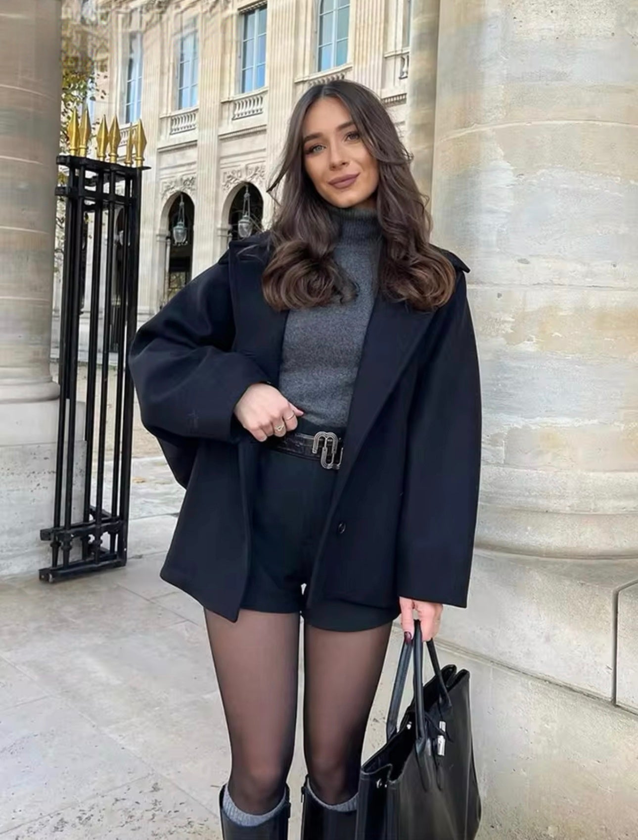 Moderne ChicJacke - Elegante Oversized Jacke für stilvolle Tage