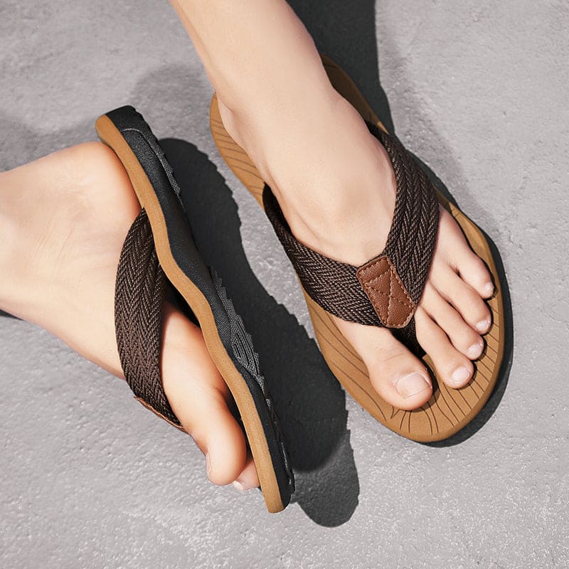 Liam Herren Slipper – Komfort und Stil für warme Sommertage
