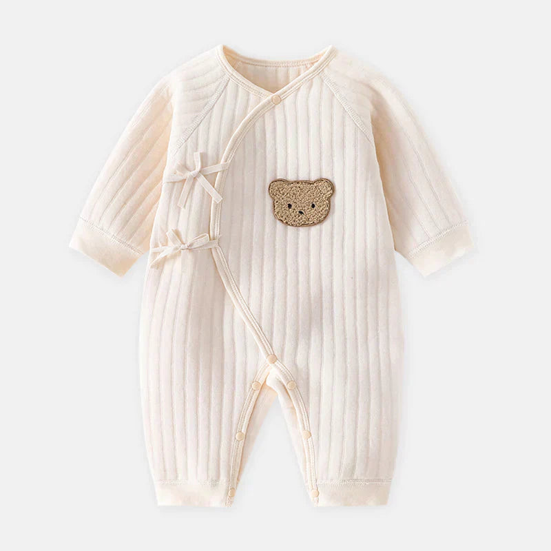 Kuschelbär Babystrampler – Weich und niedlich für dein Kleines