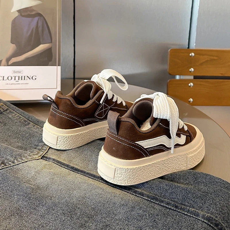 Verspielte Kindersneakers – Komfort und Stil bei jedem Schritt