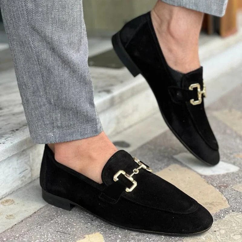 Nero – Wildleder-Loafer mit Metall-Schnalle