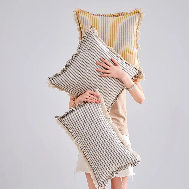 Jacquard Kissenbezug mit Fransen – Zeitlos und Komfortabel