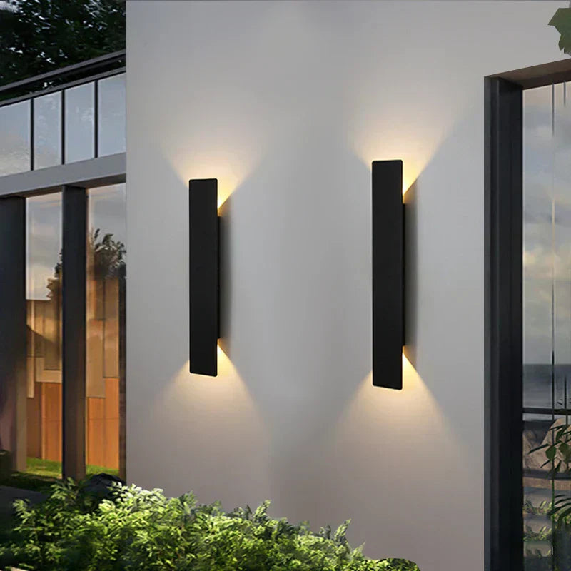 AquaLine LED Außenwandlampe – Schlichtes Design mit Wetterfestem Gehäuse