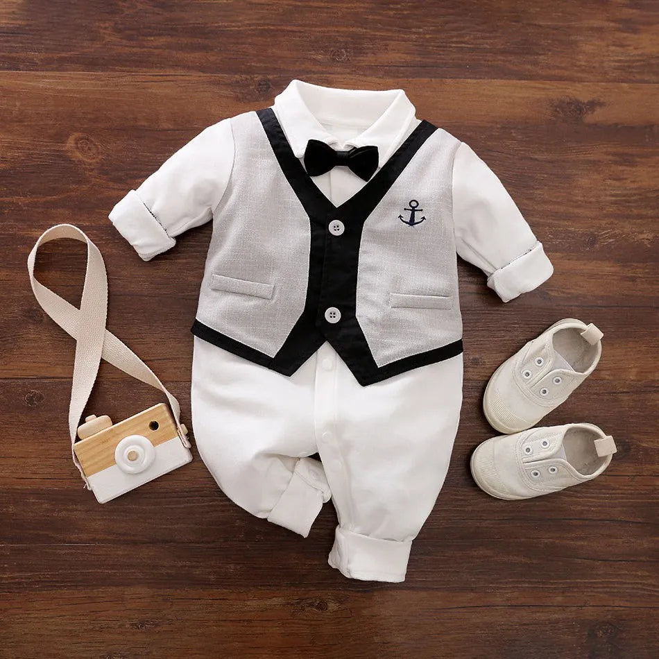 Chic Baby Smoking-Outfit – Perfekt für Partys