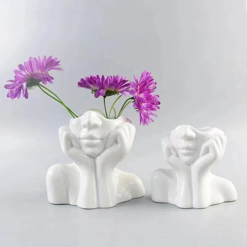 Moderne Gesichtsvase – Künstlerische Blumenhalterung mit einzigartigem Design