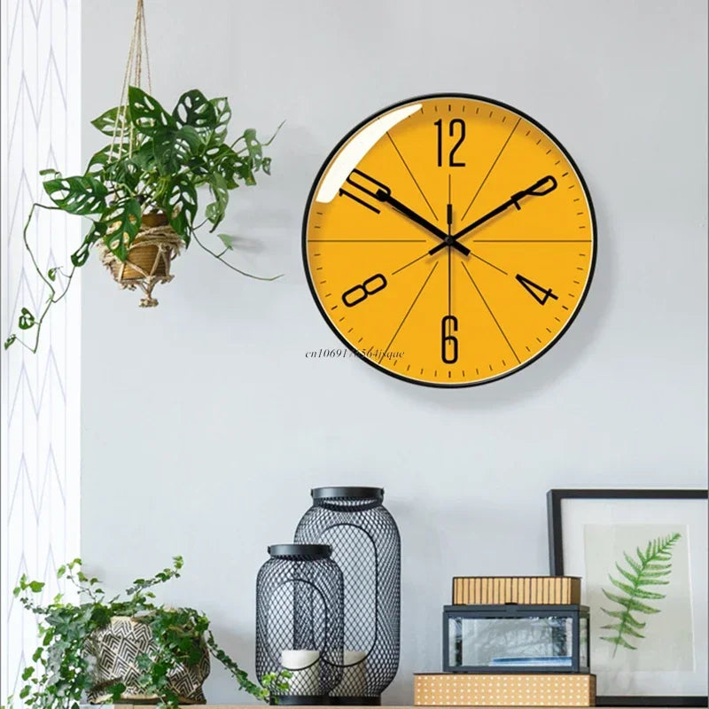 TimeWisp Holz Wanduhr – Lautloser und stilvoller Zeitmesser