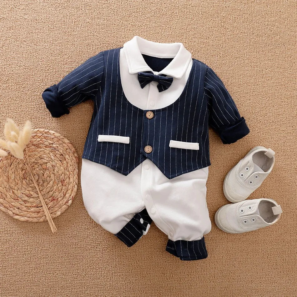 Chic Baby Smoking-Outfit – Perfekt für Partys