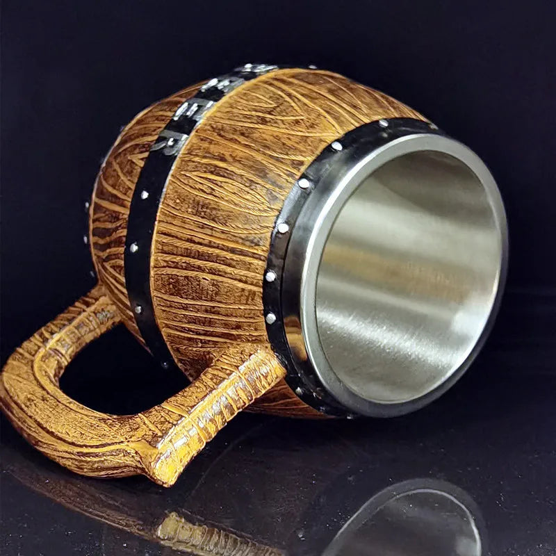 Deutsche Holzfass Bierkrug – Authentisches und verspieltes Trinkerlebnis