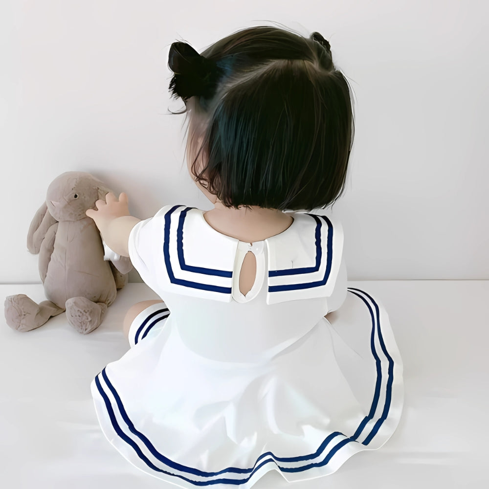 Maritime Babykleid mit Schleife – Süßes und Bequemes Sommerdesign