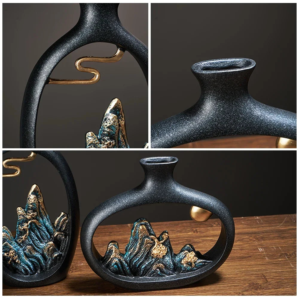 Keramikvasen im traditionellen Berglandschafts-Design