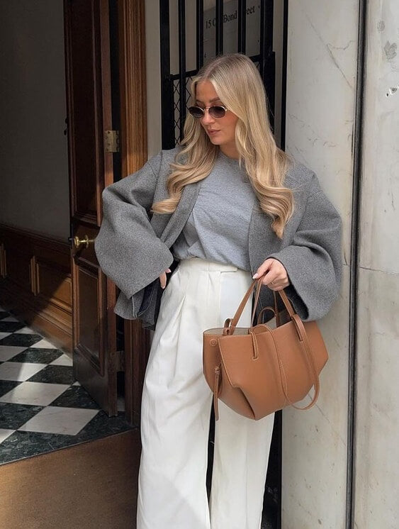 Elegance Tote – Luxuriöse Damenhandtasche mit großzügigem Stauraum