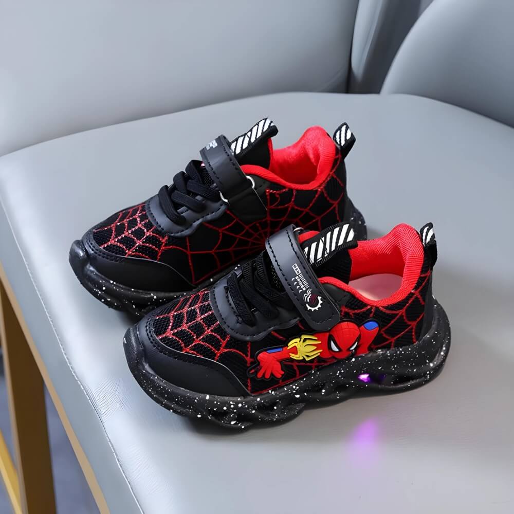 Superheld LED Sneaker – Coole Schuhe mit Lichtern für Kinder