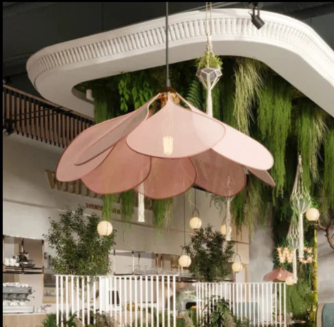Blumenförmige Hängeleuchte – Natürliches Design und Stimmungsvolle Beleuchtung