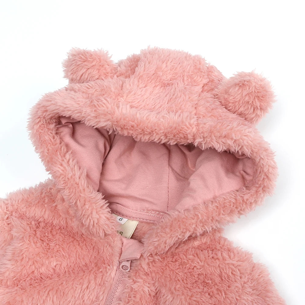 Knuddelbarer Baby-Winteranzug – Warm und Komfortabel für Abenteuer im Freien