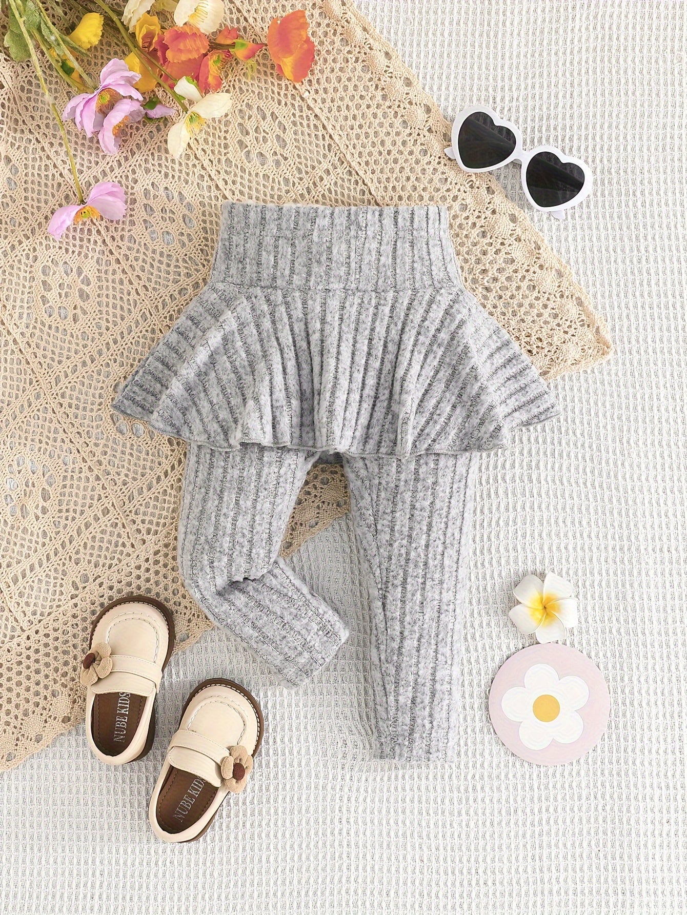 Tess Ripp-Rock und Hosen Set für Baby Mädchen – Lässig und Stylisch für Outdoor-Aktivitäten