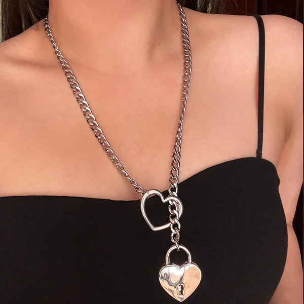 Liebesschloss Halskette – Symbol der Liebe und Verbindung
