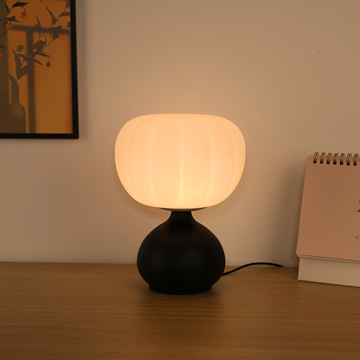Luftige Balance Lampe – Moderne Atmosphäre für Deinen Raum